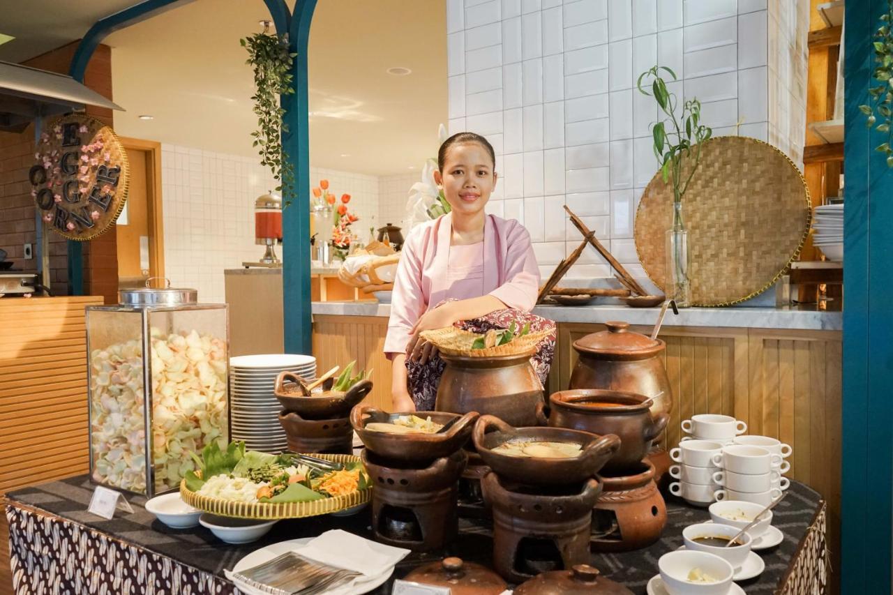 หลุยส์ เคียน เปมูดา เซอมารัง Hotel ภายนอก รูปภาพ