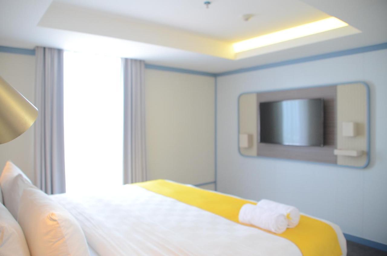 หลุยส์ เคียน เปมูดา เซอมารัง Hotel ภายนอก รูปภาพ