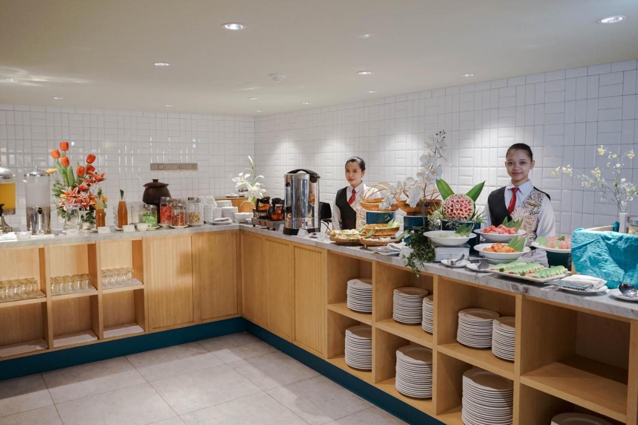 หลุยส์ เคียน เปมูดา เซอมารัง Hotel ภายนอก รูปภาพ