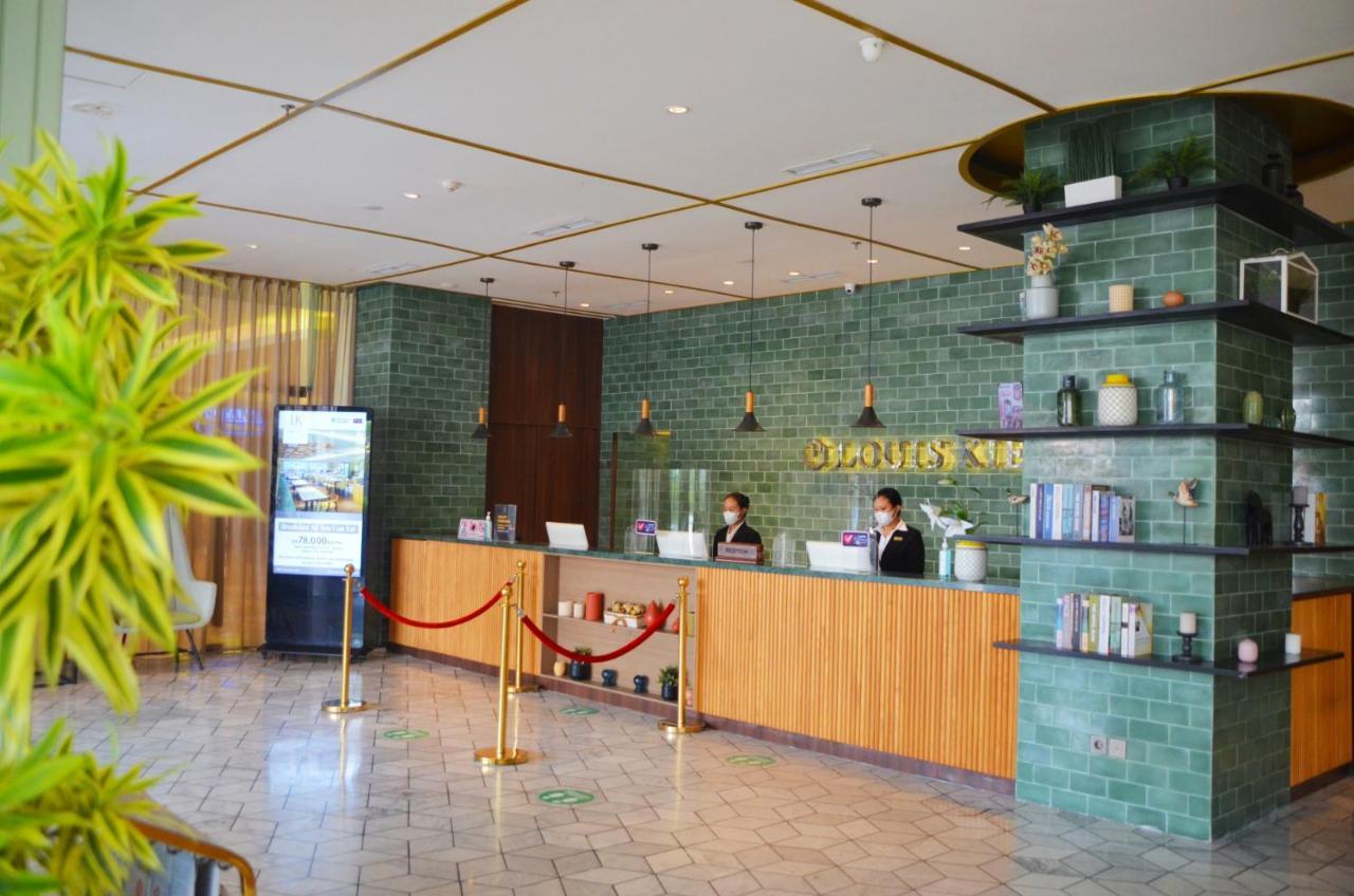 หลุยส์ เคียน เปมูดา เซอมารัง Hotel ภายนอก รูปภาพ